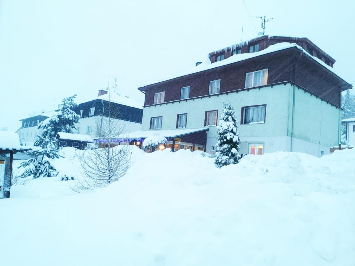Bergzentrum Pam Яхимов Экстерьер фото